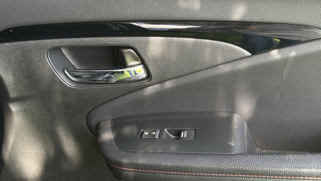 Used 2022  Honda Black Edition image 13