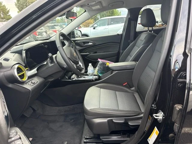 Used 2026 Black Chevrolet LT image 5