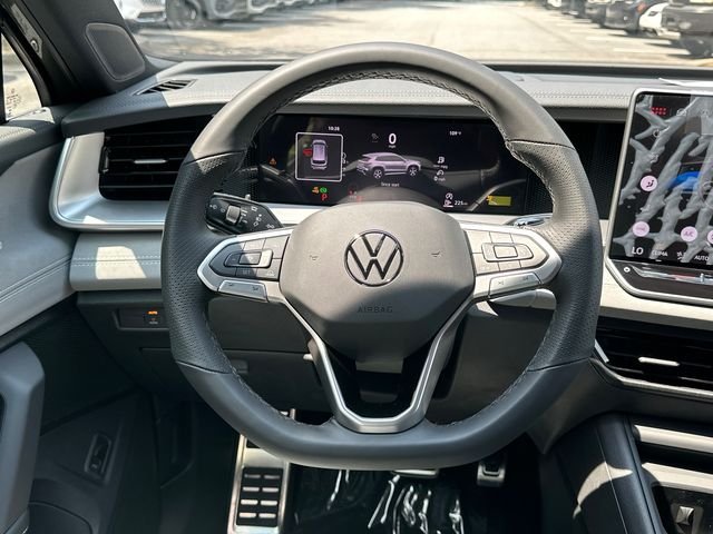 New 2026 Green Volkswagen 2.0T SE R-Line Black image 24