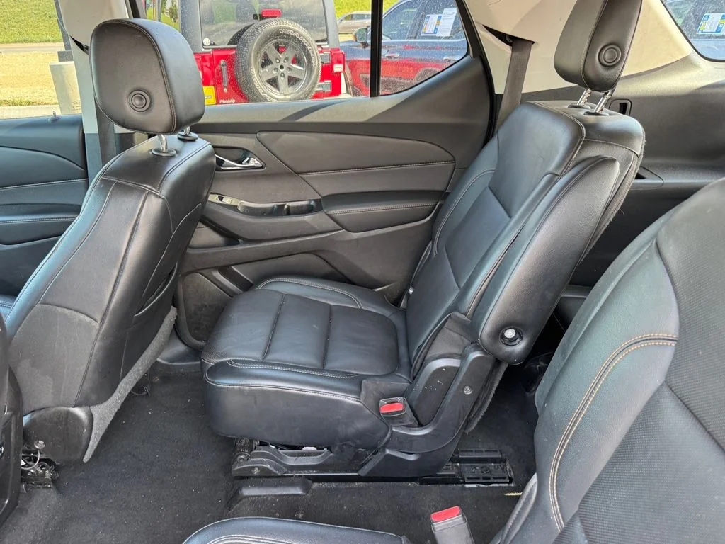 Used 2018 Beige Chevrolet Premier image 8