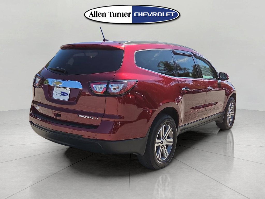 Used 2015 Red Chevrolet LT image 4