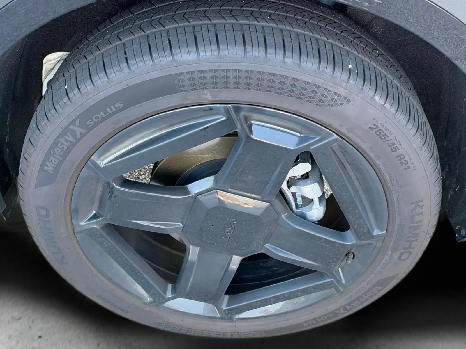 Used 2027  KIA  image 13