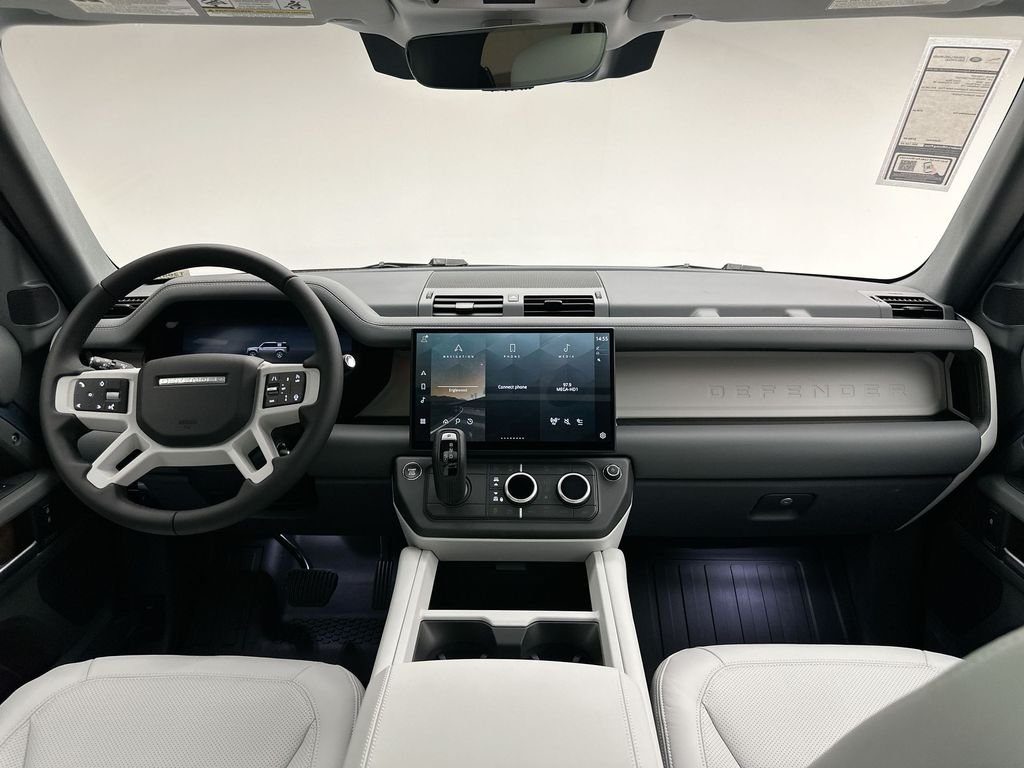 New 2026 Tasman Blue Metallic Land Rover X-Dynamic SE image 8