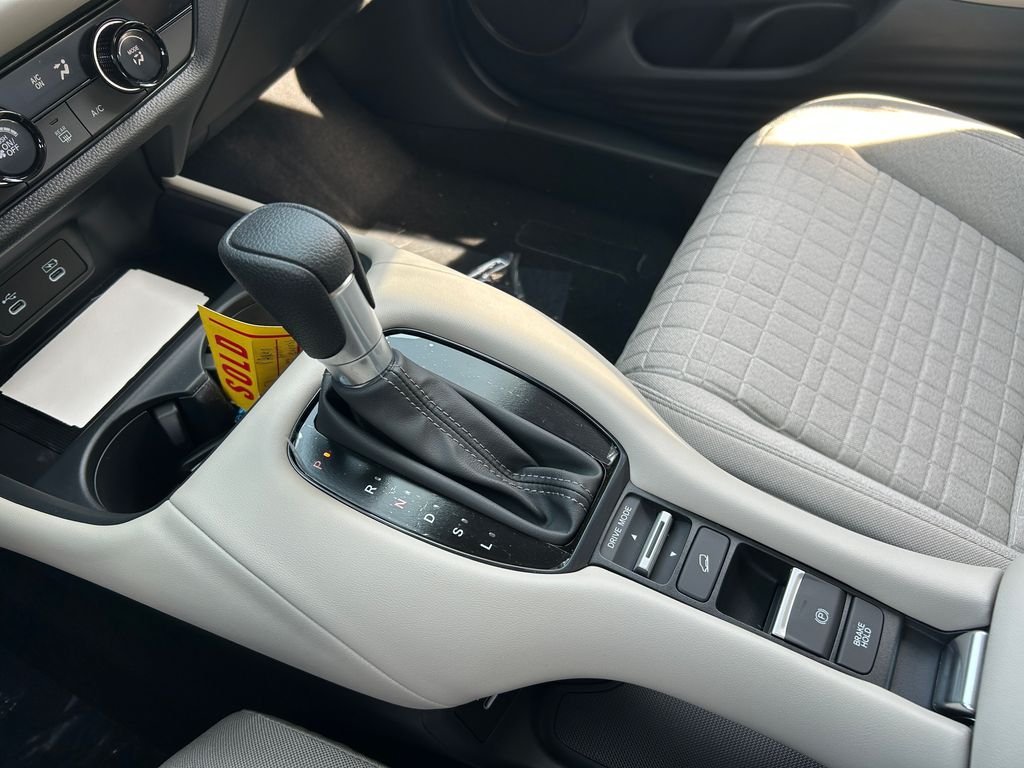 2026 Honda HR-V LX - Photo 31
