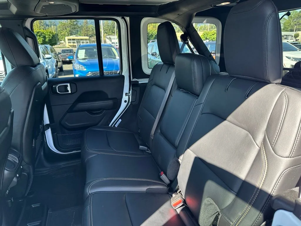 Used 2024 Bright White Clearcoat Jeep Sahara image 6