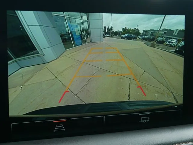 2022 GMC Yukon AT4 - Photo 27