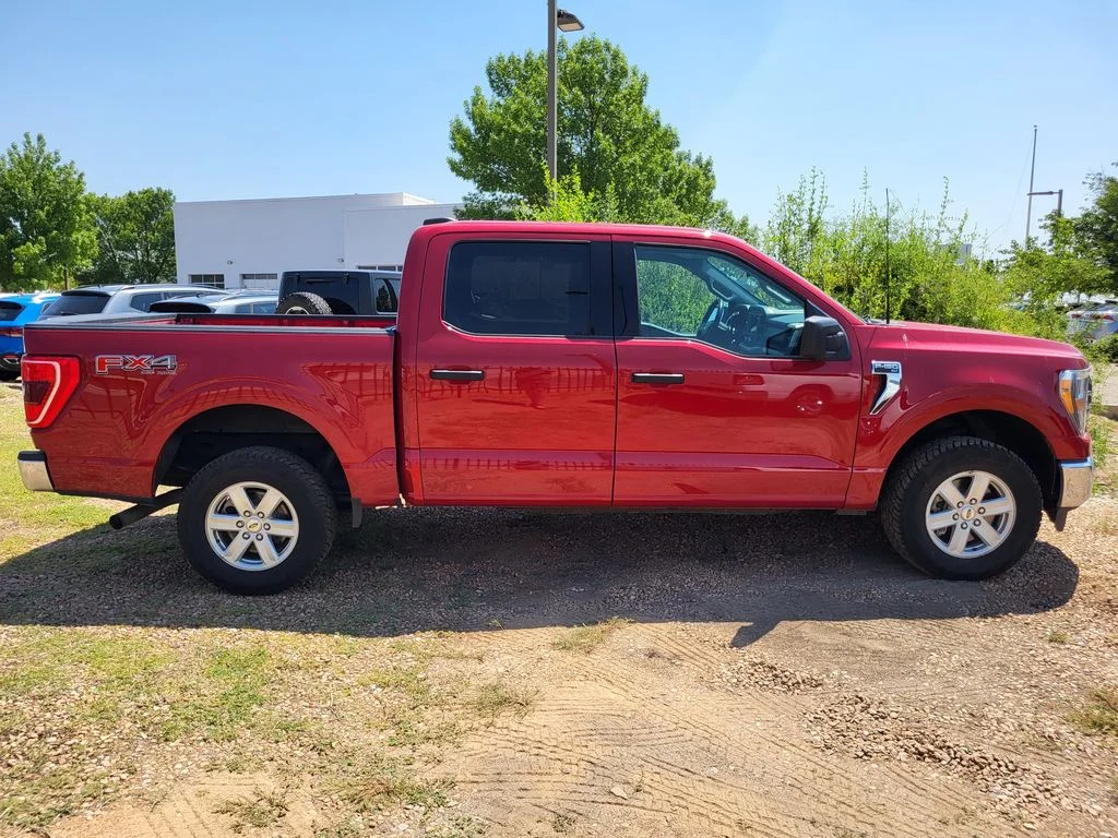 Used 2022 Race Red Ford XLT image 4