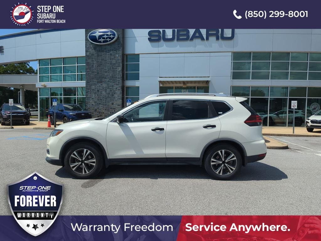 Used 2020 White Nissan SV image 4