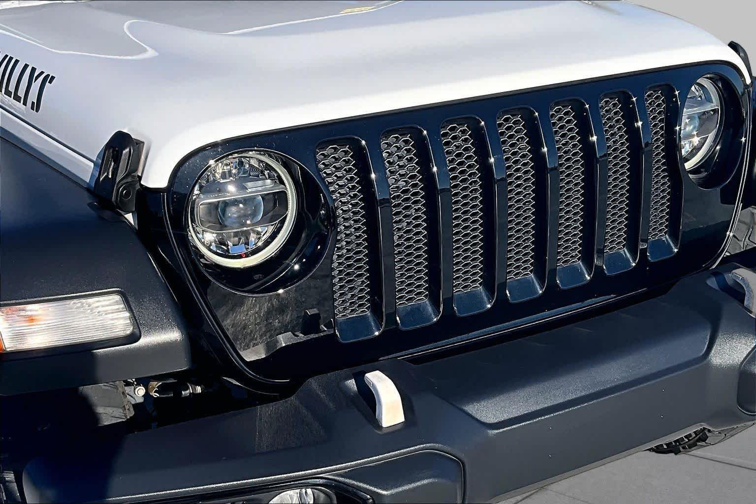 Used 2022 Bright White Clearcoat Jeep Unlimited Willys image 29