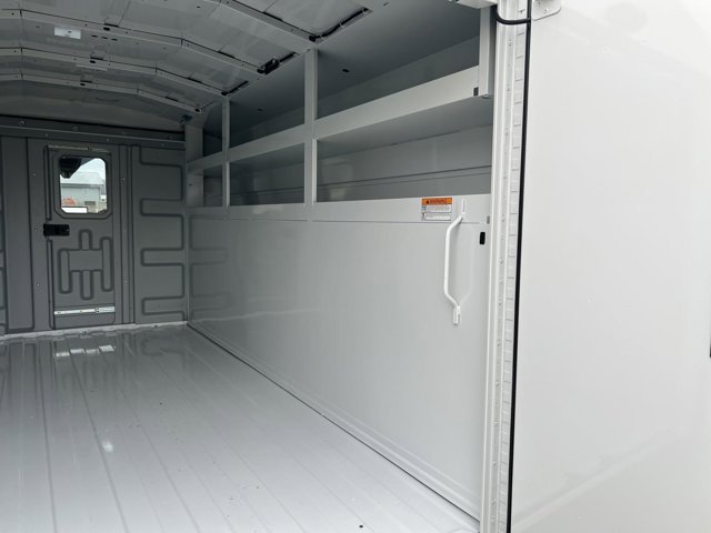 Used 2024 Oxford White Ford T350 AWD SRW image 29
