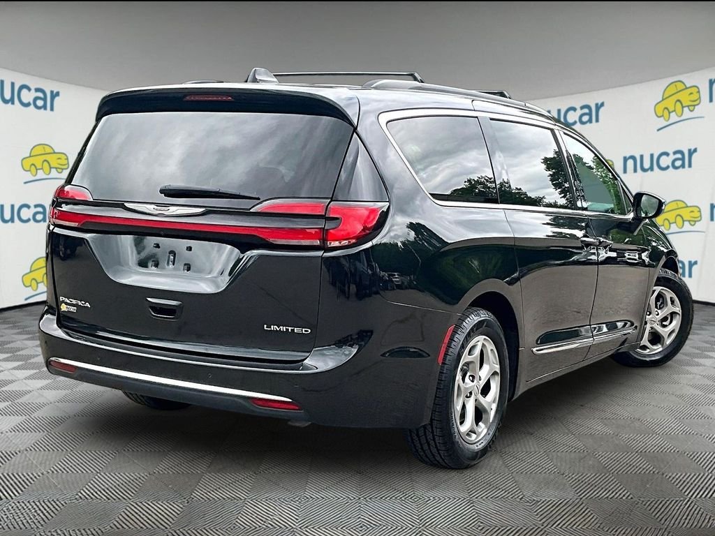 Used 2023 Black Chrysler Limited image 6