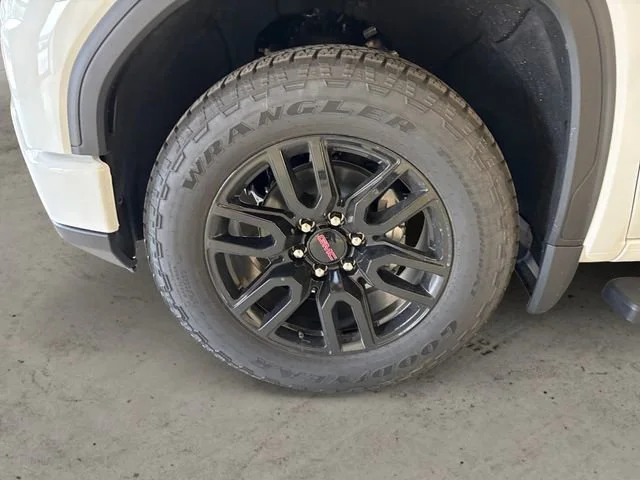 New 2026 Summit White GMC Elevation image 15