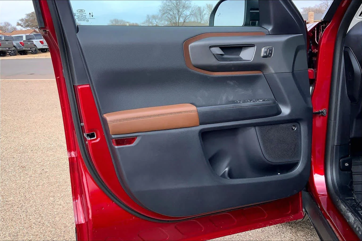 New 2026 Ruby Red Metallic Tinted Clearcoat Ford Outer Banks® image 10