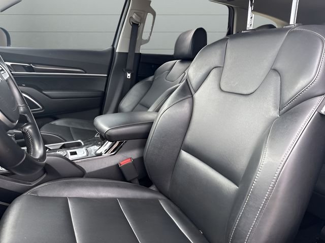 Used 2023 Silver Kia LX image 20