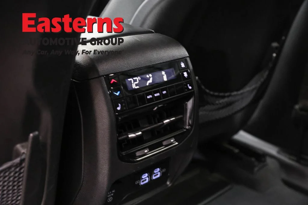 Used 2023 Black Jeep Limited image 24