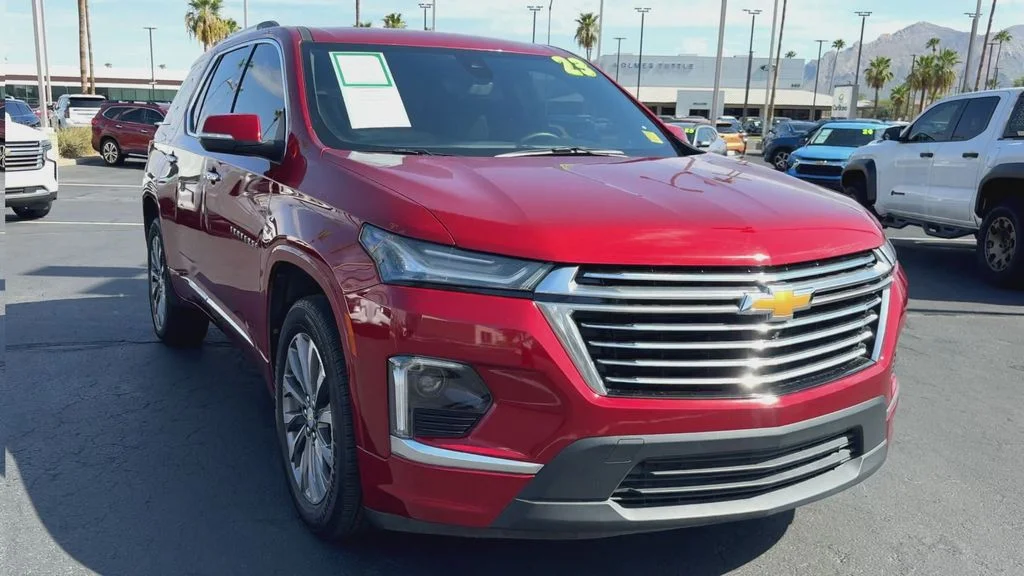 Used 2023 Red Chevrolet Premier image 4