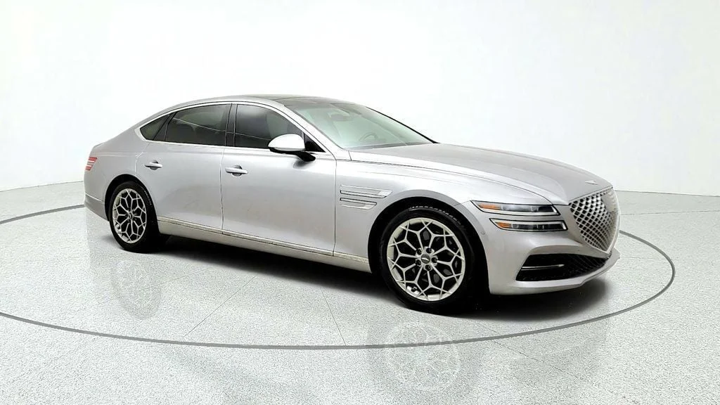 Used 2021 Savile Silver Genesis 2.5T RWD Prestige w/ Panoramic Sunroof & Lexicon Audio image 3