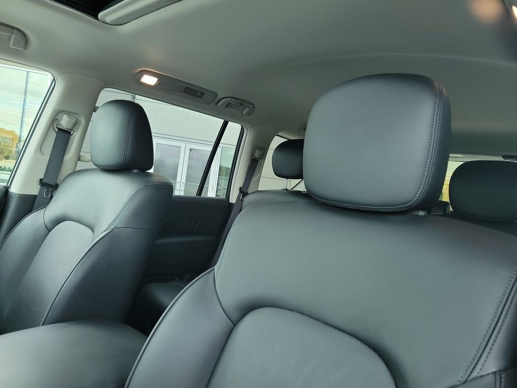 Used 2024 White Nissan SL image 26