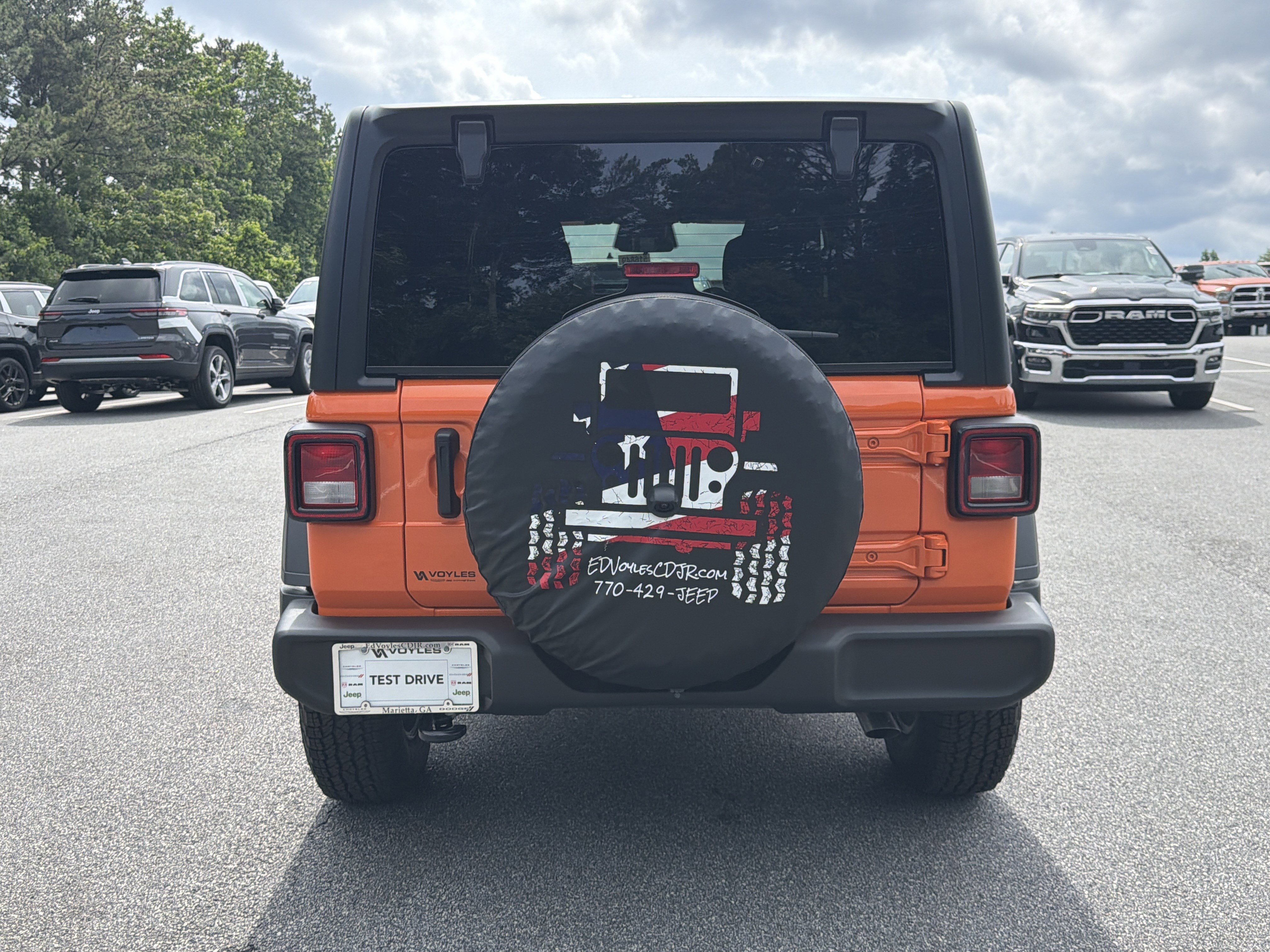New 2026 Joose Exterior Paint Jeep Sport S image 7