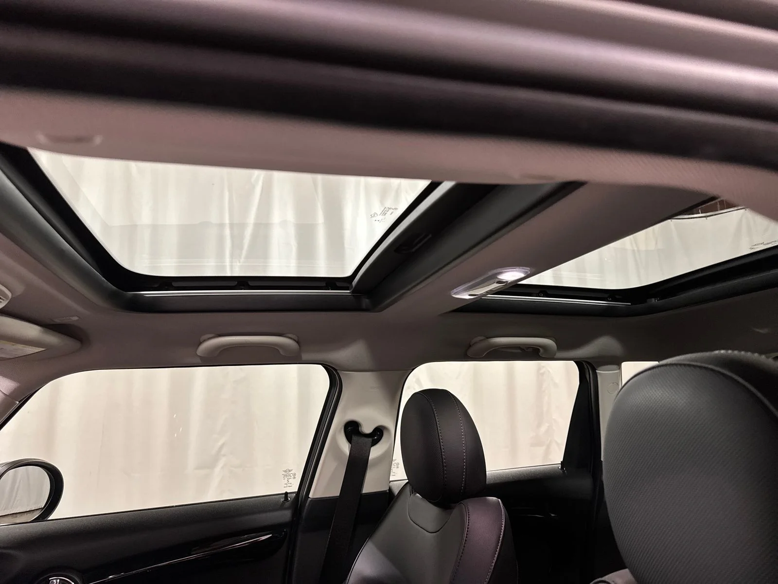 Used 2019 Gray Metallic MINI Signature image 24