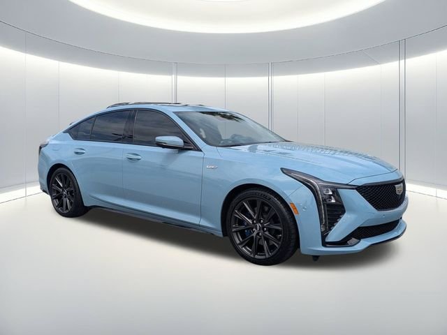 Used 2025  Cadillac V-Series image 8