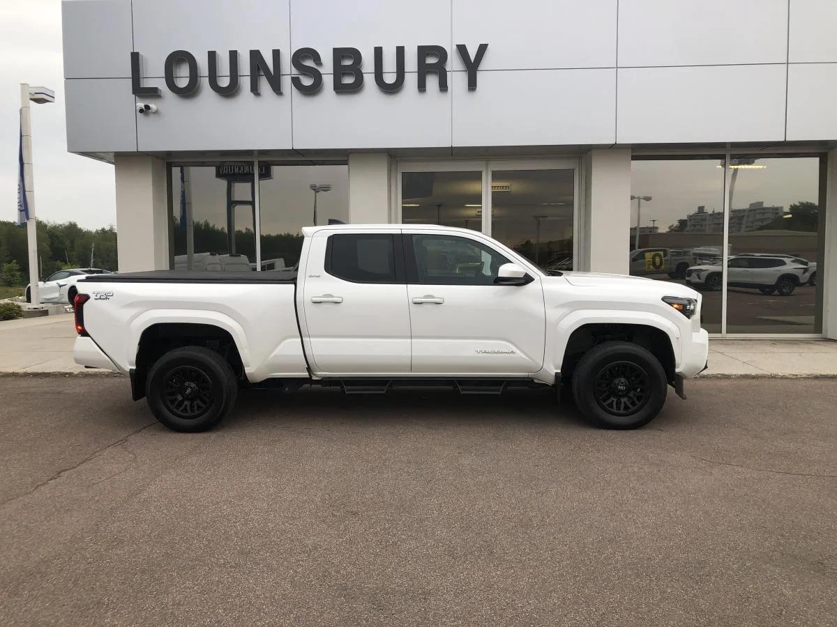 Used 2024 White Toyota 4x4 Double Cab Auto SB TRD Sport image 2