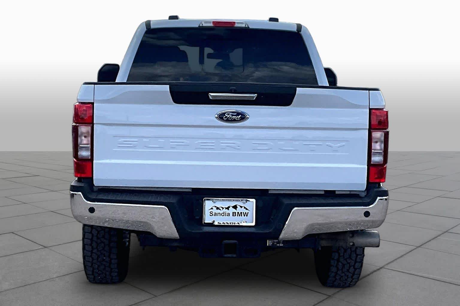 Used 2022 Oxford White Ford LARIAT image 4
