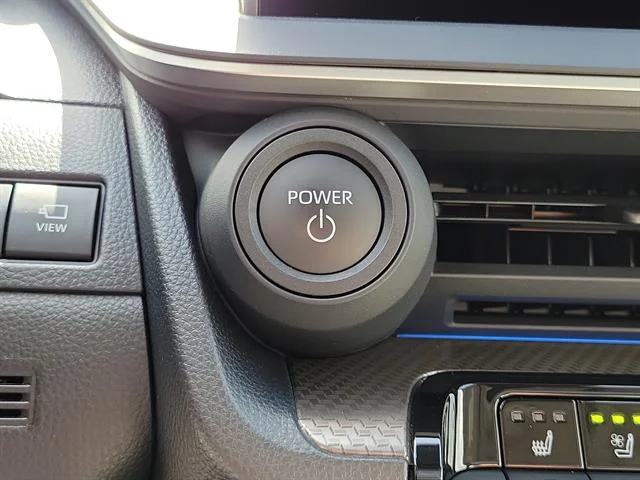 Certified Used 2024 Wind Chill Pearl Toyota Limited image 28
