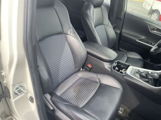 2019 Toyota RAV4 XSE - Photo 40
