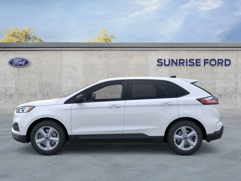 New 2024 Oxford White Ford SE image 3