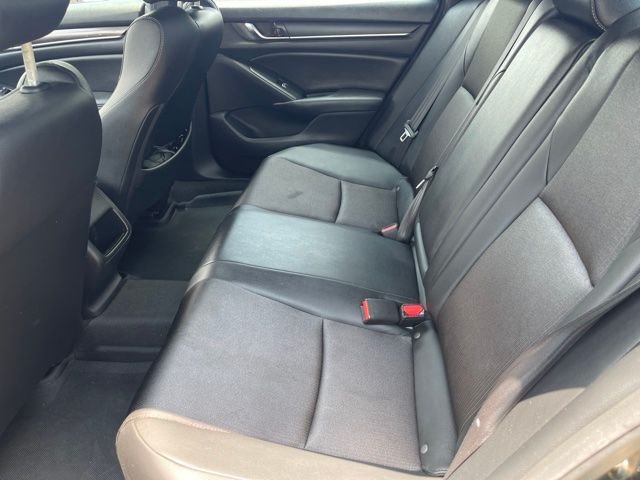 Used 2019  Honda Sport image 13