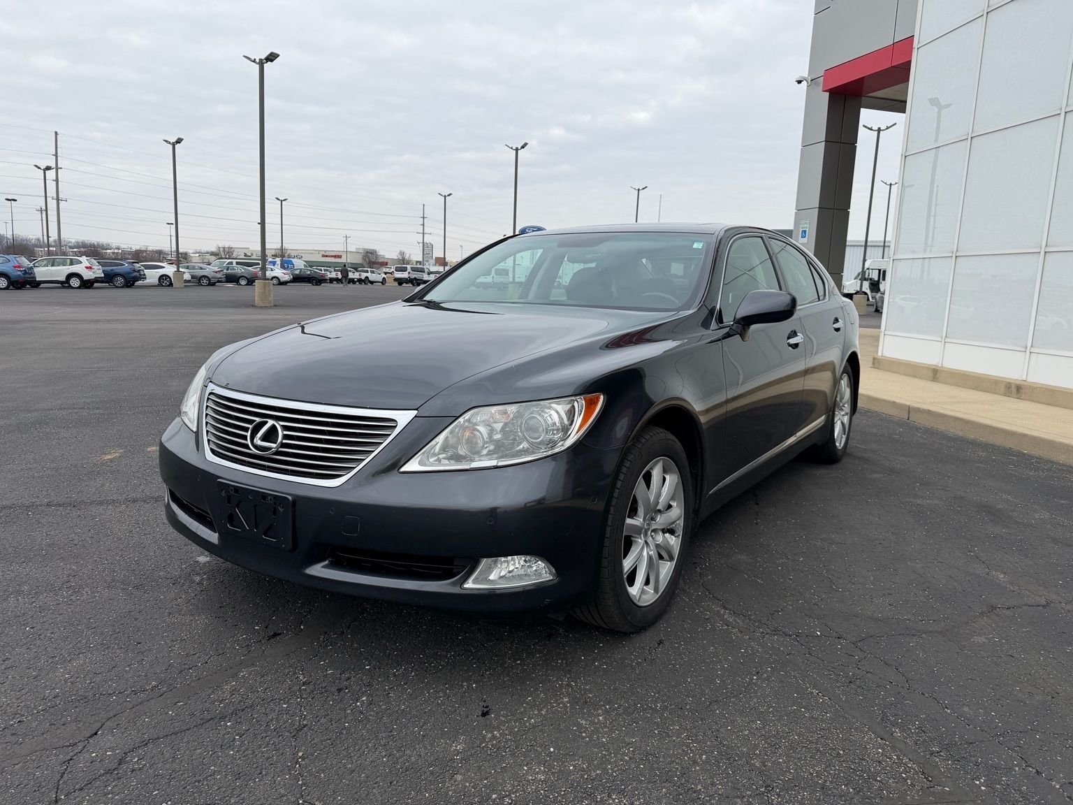 Used 2009 Lexus LS Base with VIN JTHCL46F295001253 for sale in Warsaw, IN