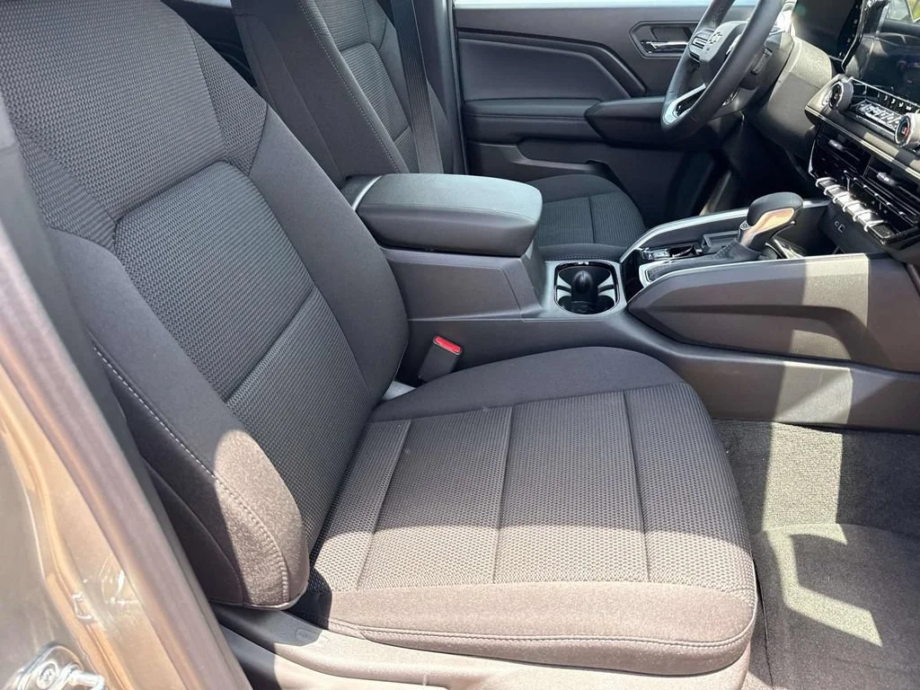 2026 Chevrolet Colorado LT - Photo 22