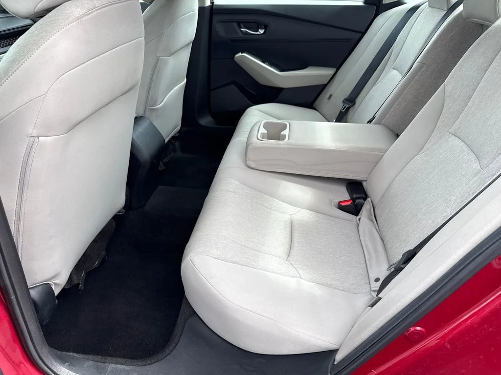 Used 2023 Red Honda LX image 16