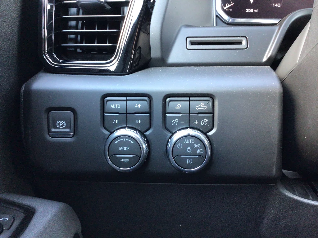 New 2026 Summit White GMC AT4 image 16