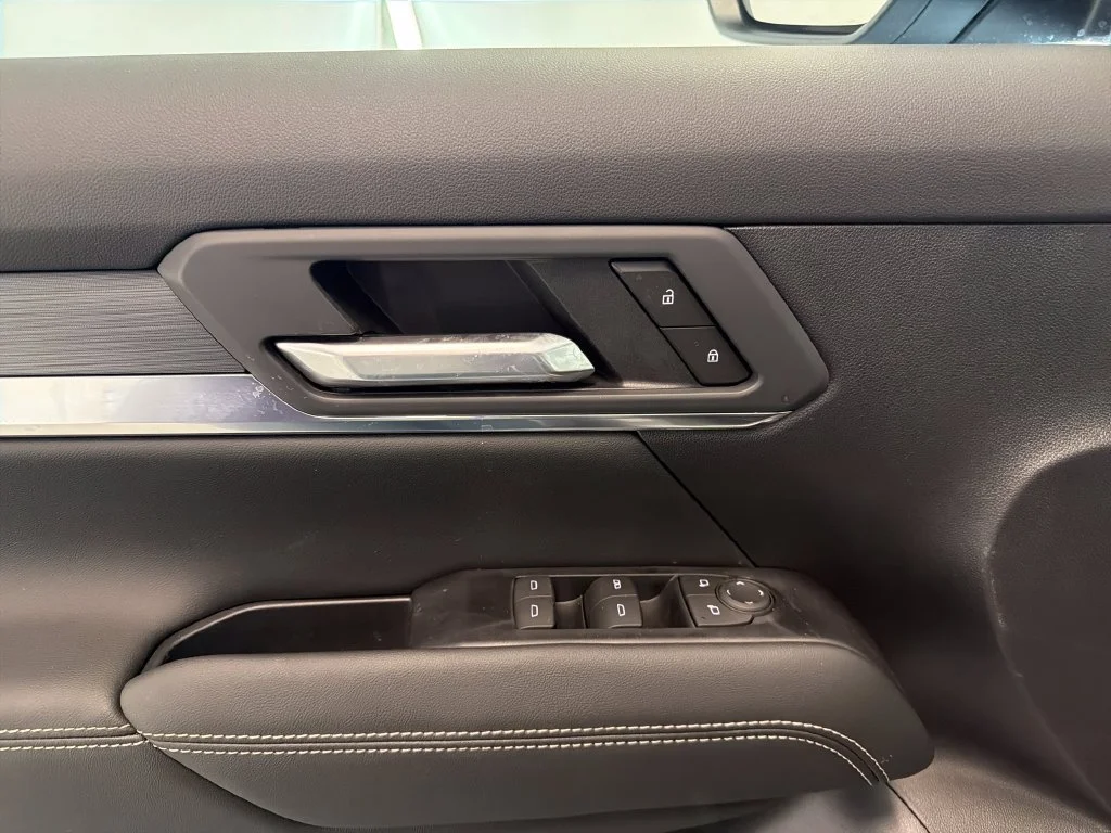 New 2027 Sterling Metallic GMC Elevation image 12