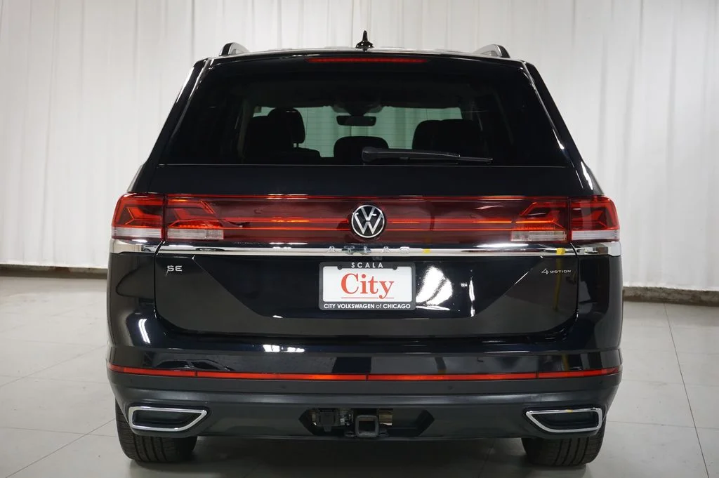 Certified Used 2026 Deep Black Pearl Volkswagen 2.0T SE w/Technology image 15