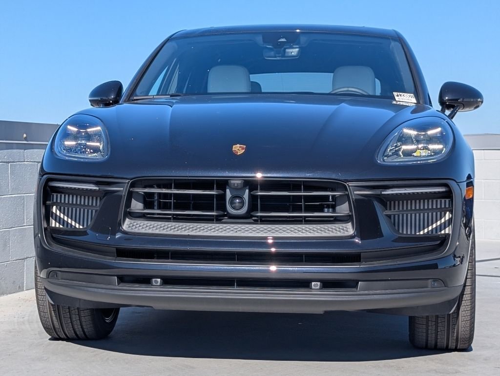 2026 Porsche Macan S - Photo 8