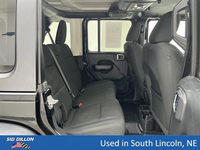 Used 2019 Black Clearcoat Jeep Sport S image 23