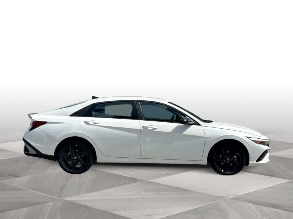 2026 Hyundai Elantra SEL Sport - Photo 9