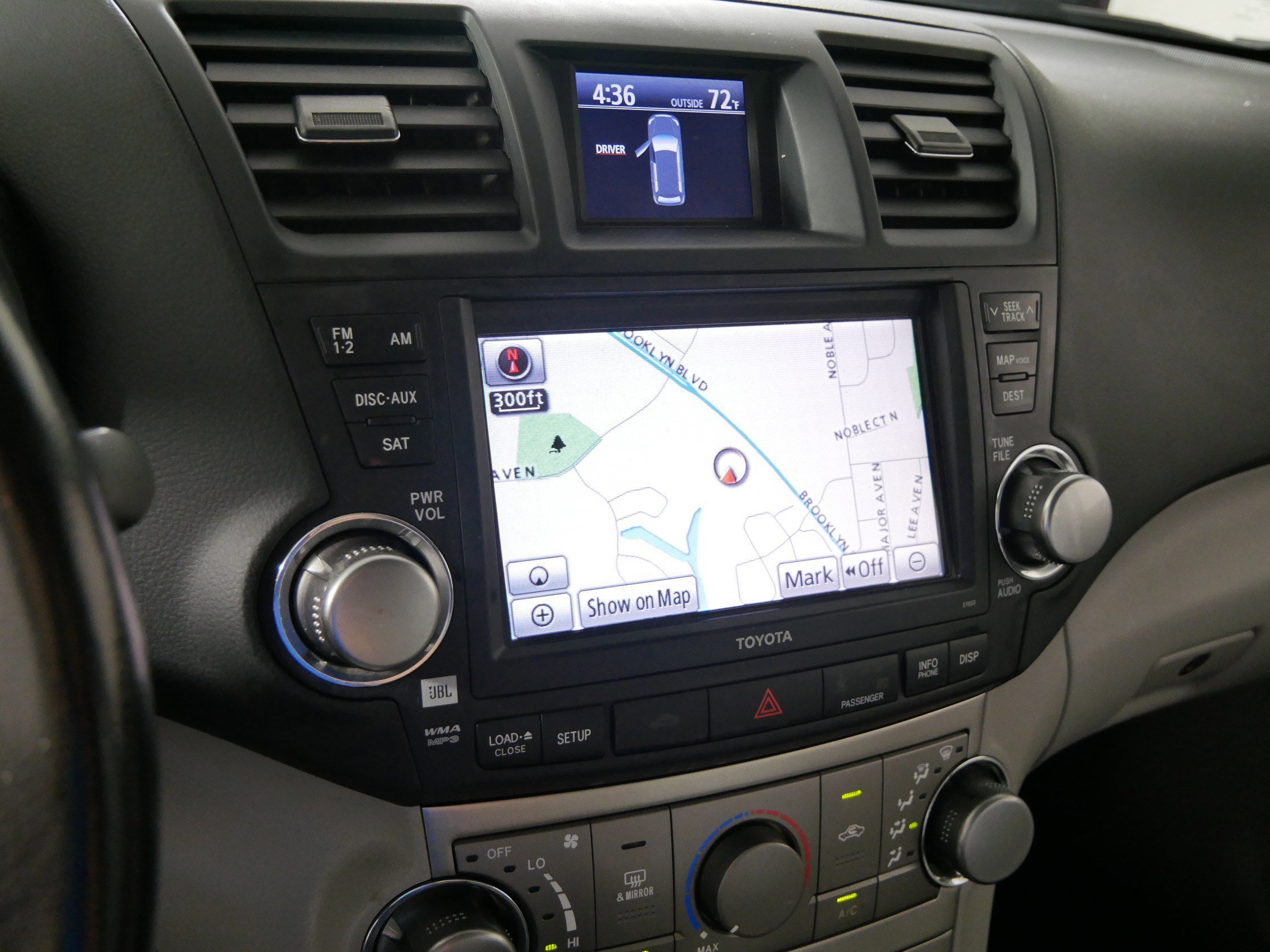Used 2012 Blizzard Pearl Toyota SE image 22