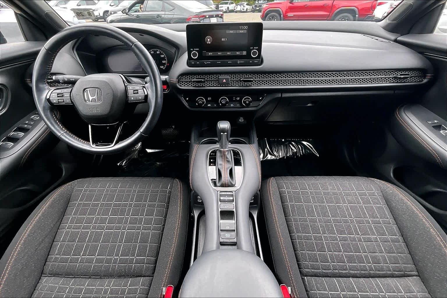2025 Honda HR-V Sport - Photo 16
