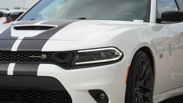 Certified Used 2023 White Dodge R/T Scat Pack image 7
