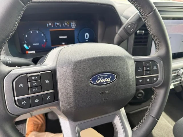Used 2025  Ford XLT image 19