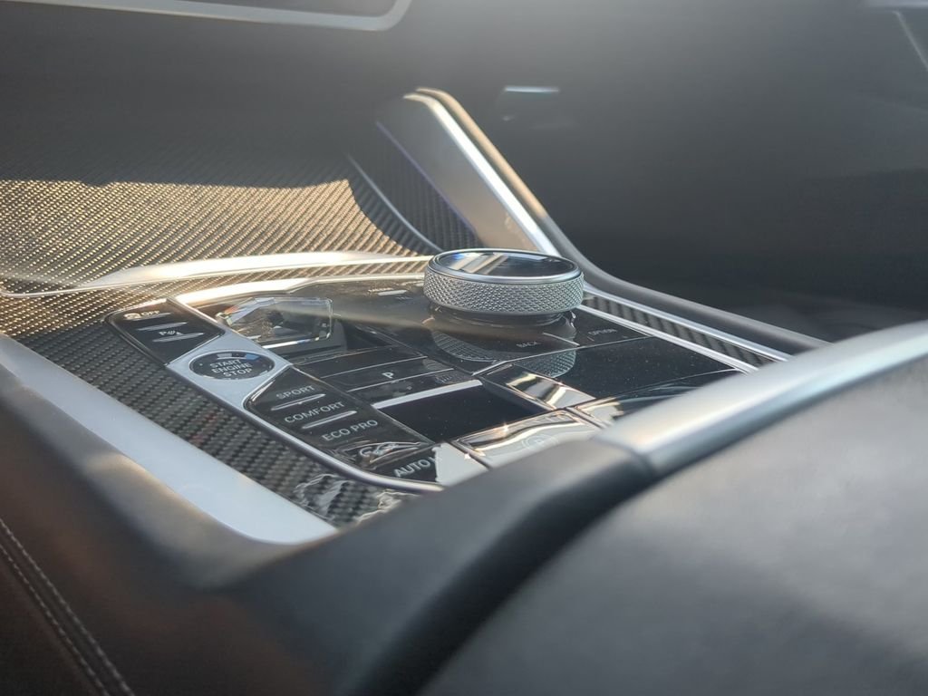 Used 2024 Brooklyn Gray Metallic BMW M60i image 25