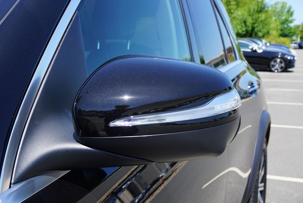 Used 2026 Obsidian Black Metallic Mercedes-Benz GLE 350 image 12