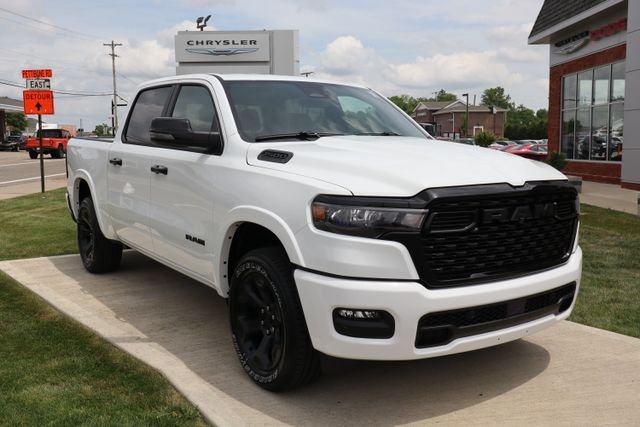 New 2026 Bright White Clear-Coat Exterior Paint RAM Big Horn image 4