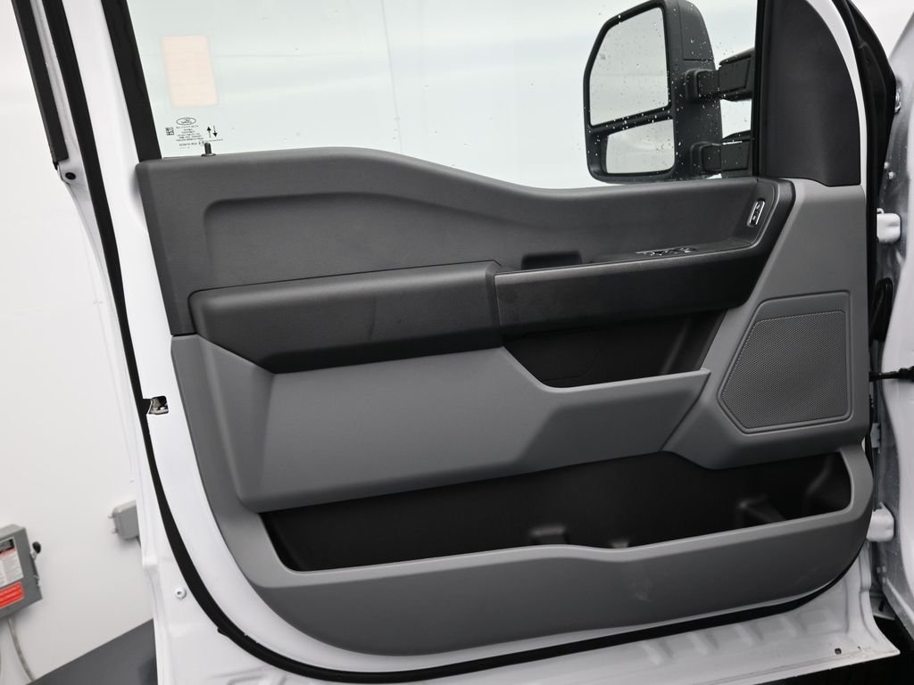 2026 Ford F-250 Super Duty XL - Photo 9