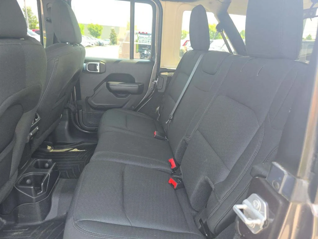 Certified Used 2019 Gray Jeep Unlimited Sport S image 5