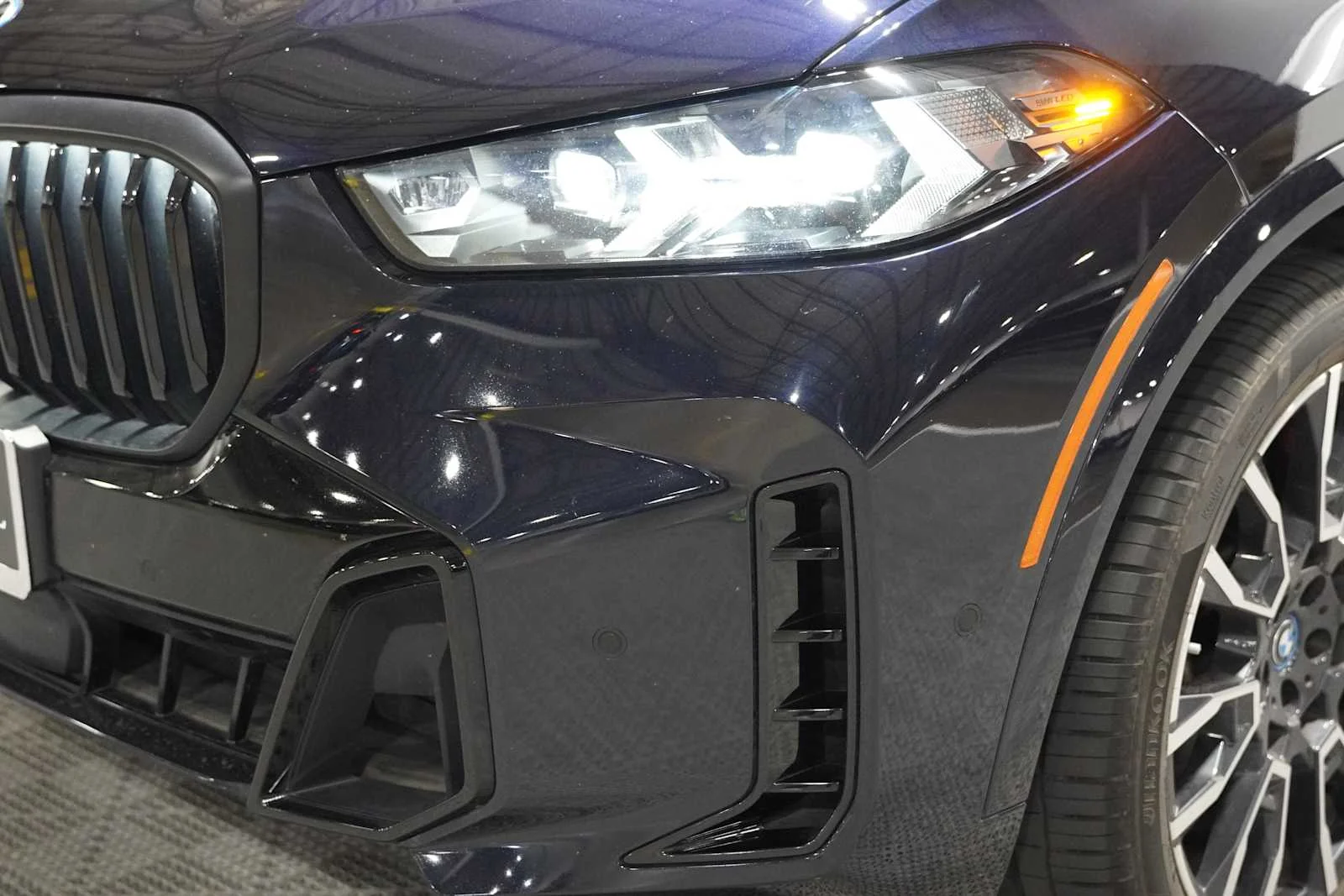 Certified Used 2024 Carbon Black Metallic BMW xDrive50e image 6